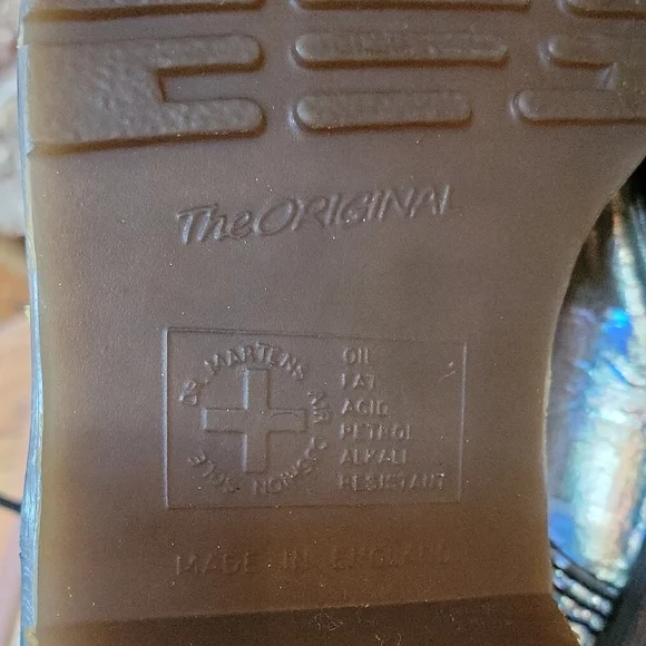 Dr. Martens 90's Holographic Lace Up Boots Womens Size 7 (UK SIZE 5) - Picture 9 of 11